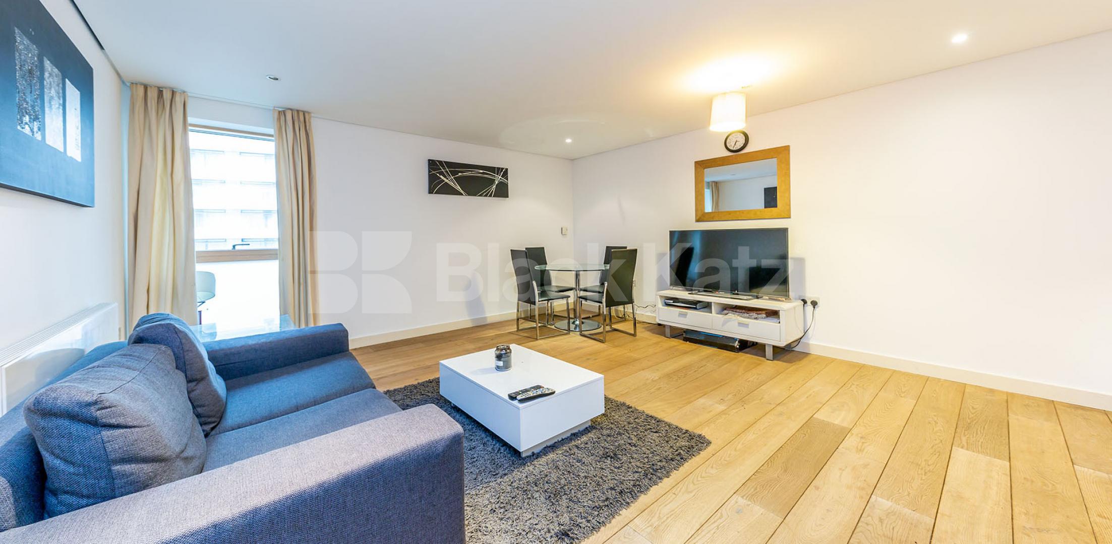 			NEW INSTRUCTION!, 2 Bedroom, 1 bath, 1 reception Flat			 Merchant Square East , PADDINGTON
